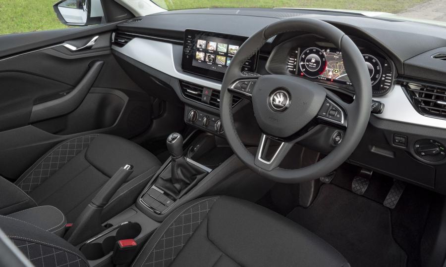 Торпедо Skoda Kamiq 2019 года  (UK) (фото 23 из 40)